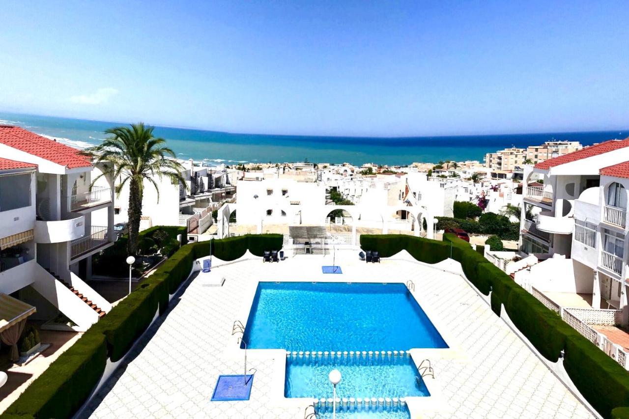 Apartment With Pool & Balcony Less Than 10Min Walk To La Mata Beach! Torrevieja Eksteriør billede