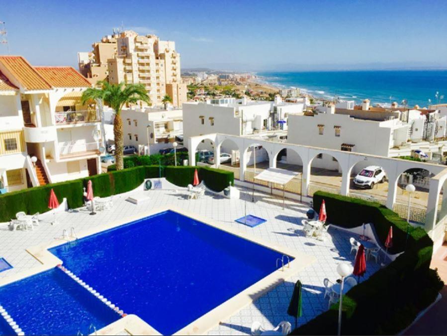 Apartment With Pool & Balcony Less Than 10Min Walk To La Mata Beach! Torrevieja Eksteriør billede